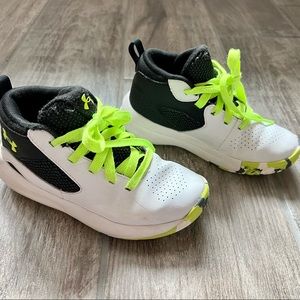 Boys Under Armour Shoes